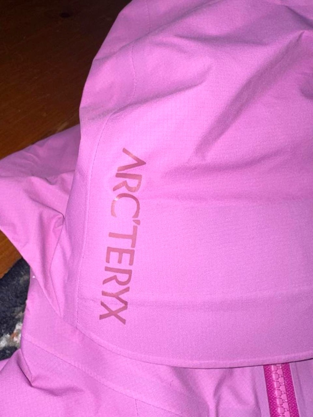 Arc'teryx pink rain jacket - Picture 2 of 3